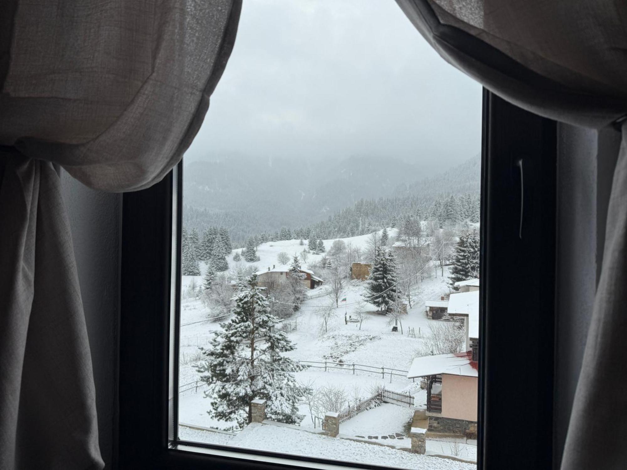 Къща За Гости Меча Стъпка Gela Esterno foto