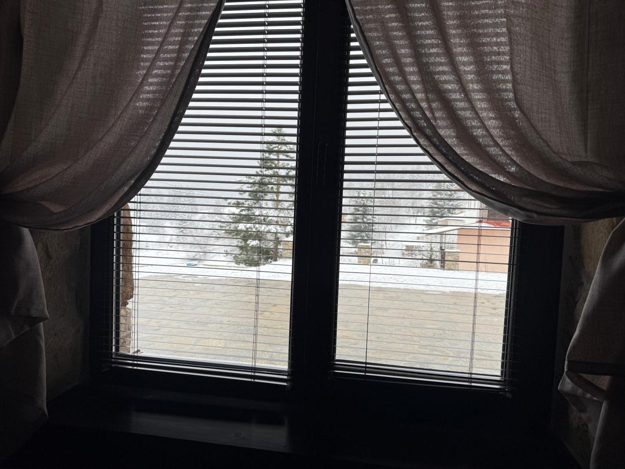 Къща За Гости Меча Стъпка Gela Esterno foto